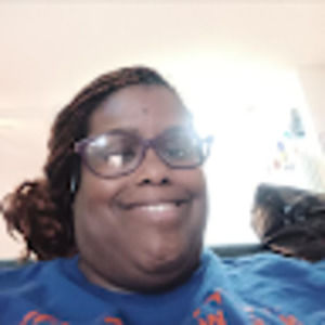 Meet your Posher, Pauline